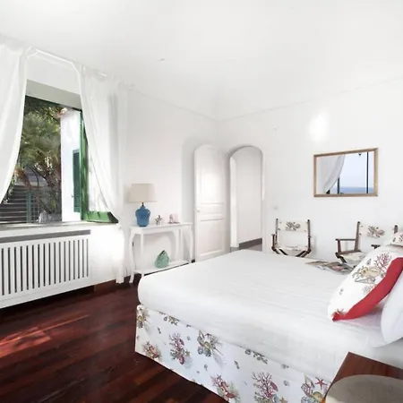 Вилла 5br Luxurious In - What'app - 0034-635-518-057 - For Reservations! Позитано